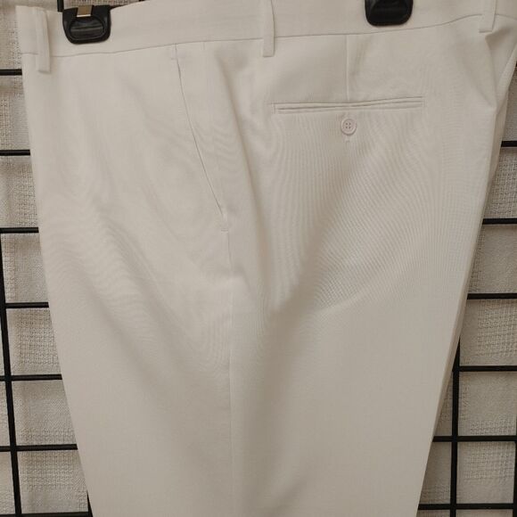 MEN'S ROYAL DIAMOND WHITE 2 PIECE CLASSIC SUIT 50L. - Picture 13 of 16